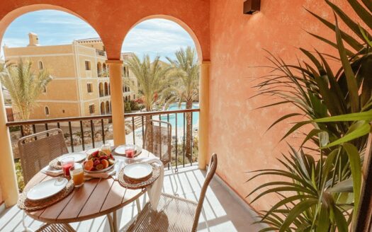APARTAMENTO DE 3 DORMITORIOS EN ALMERÍA