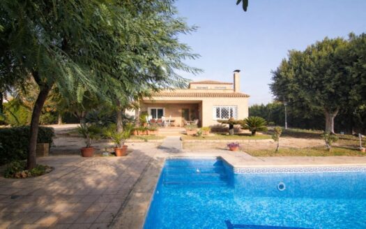 Acogedor chalet en Alzabares, Elche! Espacio y Comodidad a su Alcance!!