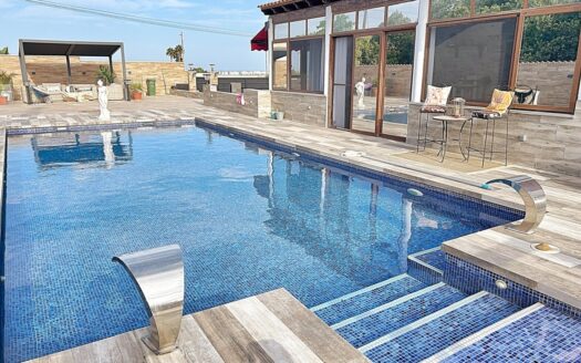 Excelente Chalet en Torrellano Alto